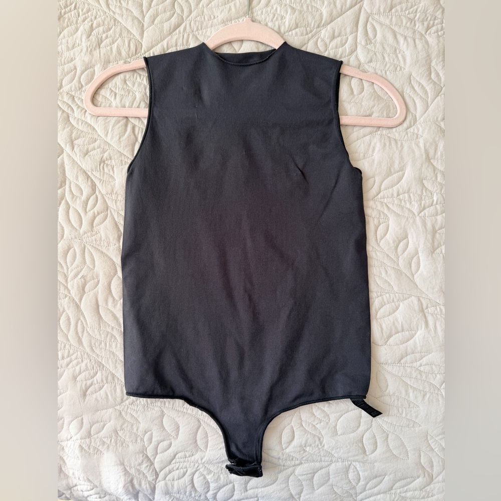 SKIMS Black Sleeveless Stretch Bodysuit